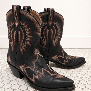Miron Crosby Maggie Black Boots (Size 7)